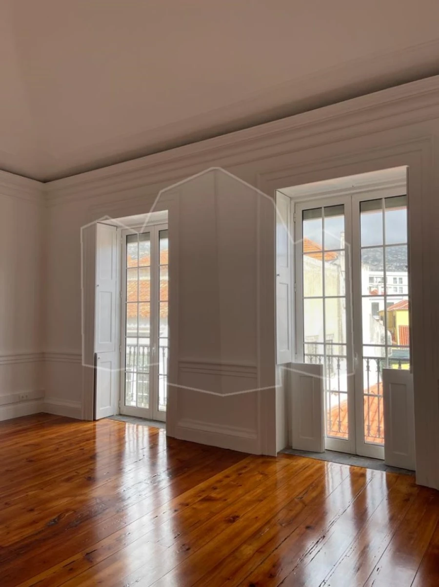 Escritório para Arrendamento em Funchal (São Pedro) Foto 2