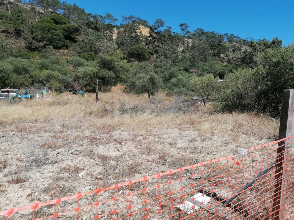 Terreno para Venda em Costa da Caparica Foto 2