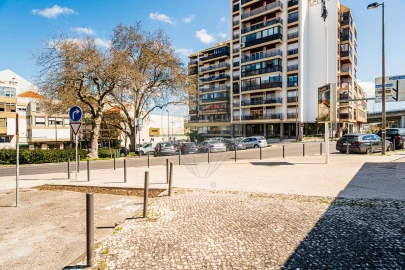 Apartamento T3 para Venda em Benfica