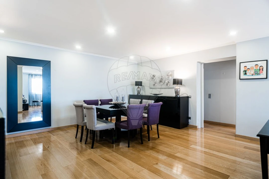 Apartamento T3 para Venda em Benfica Foto 9