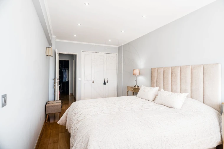 Apartamento T3 para Venda em Benfica Foto 24