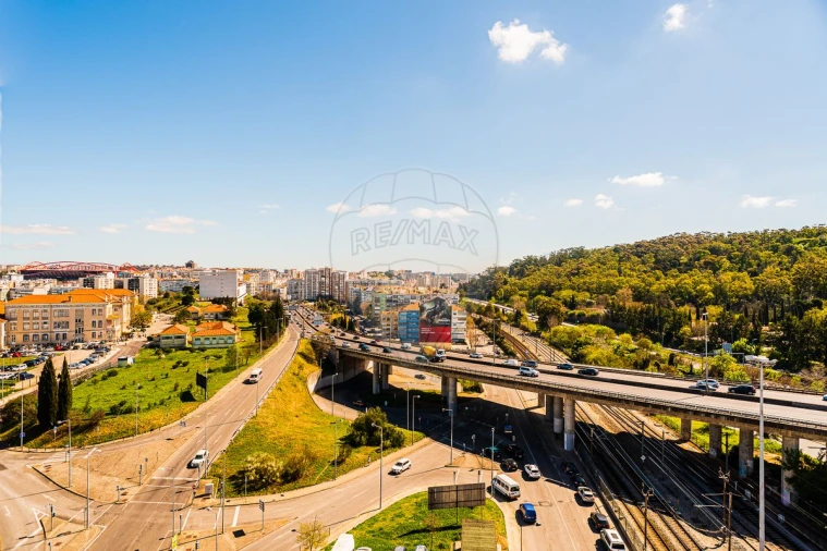 Apartamento T3 para Venda em Benfica Foto 11