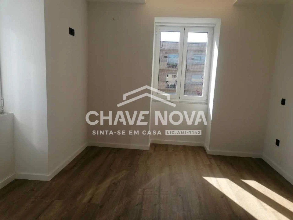 Moradia T5 para Venda em Macieira da Lixa e Caramos Foto 16