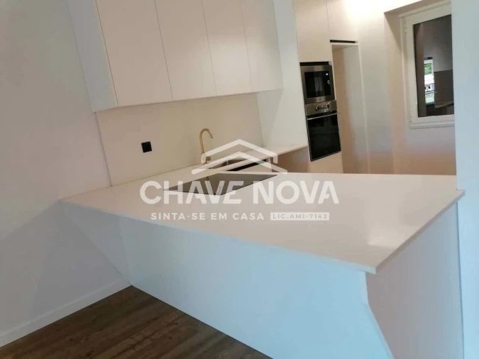 Moradia T5 para Venda em Macieira da Lixa e Caramos Foto 9