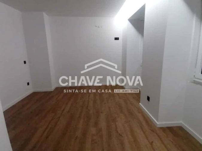 Moradia T5 para Venda em Macieira da Lixa e Caramos Foto 11