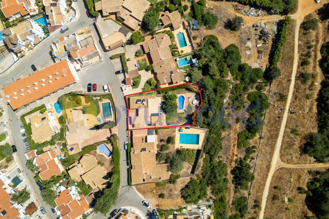 Moradia T4 para Venda em Albufeira e Olhos de Água Foto 7