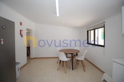 Moradia T4 para Venda em Albufeira e Olhos de Água