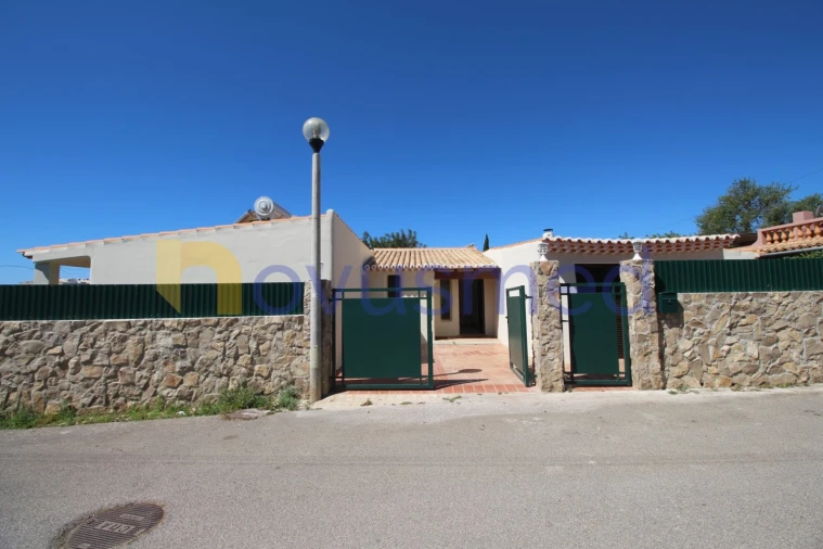 Moradia T4 para Venda em Albufeira e Olhos de Água Foto 12