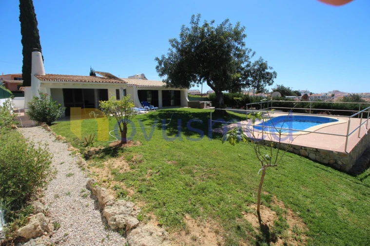 Moradia T4 para Venda em Albufeira e Olhos de Água Foto 10