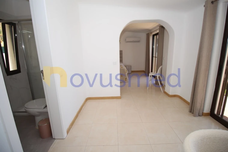 Moradia T4 para Venda em Albufeira e Olhos de Água Foto 23