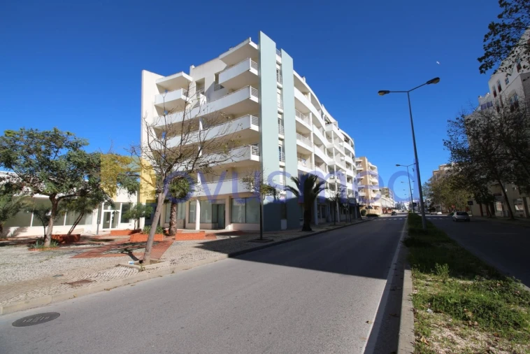 Loja para Venda em Armação de Pera