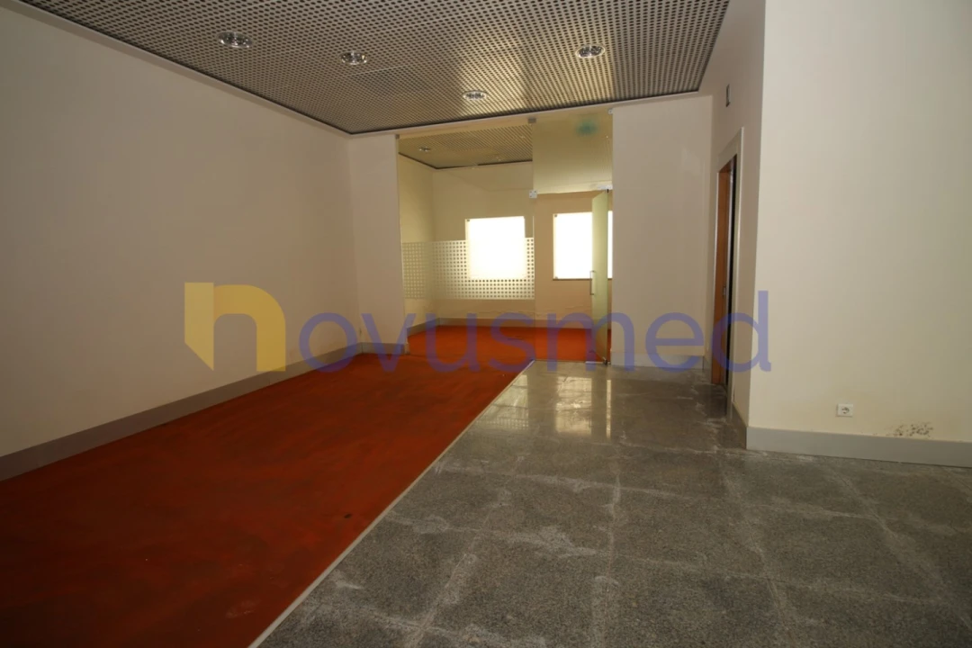 Loja para Venda em Ferreiras Foto 7