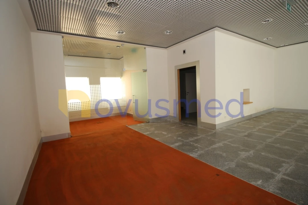 Loja para Venda em Ferreiras Foto 8