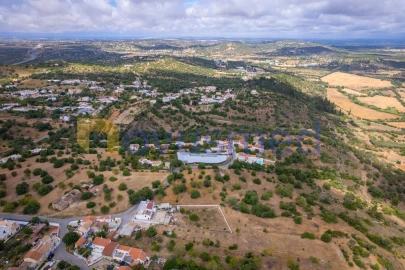 Terreno para Venda em Paderne