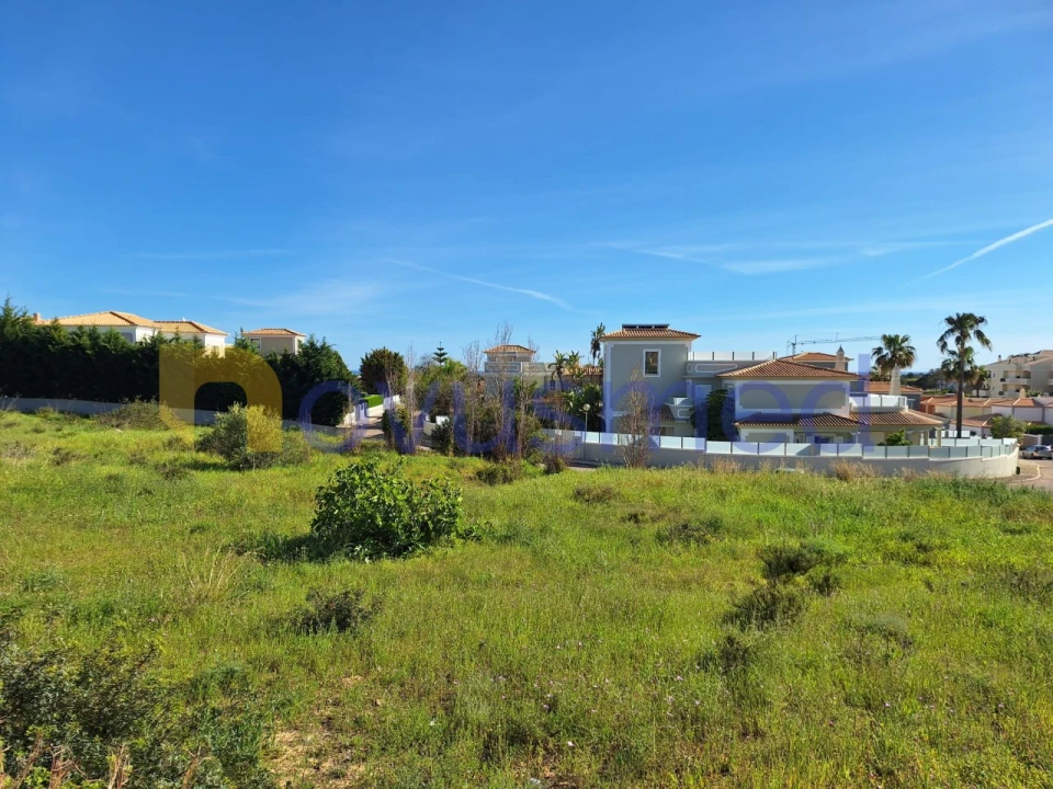 Terreno para Venda em Albufeira e Olhos de Água Foto 8