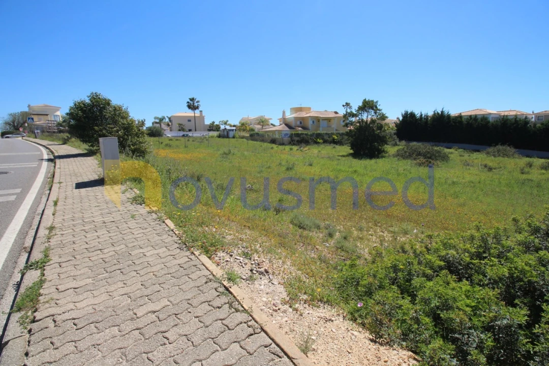 Terreno para Venda em Albufeira e Olhos de Água Foto 5
