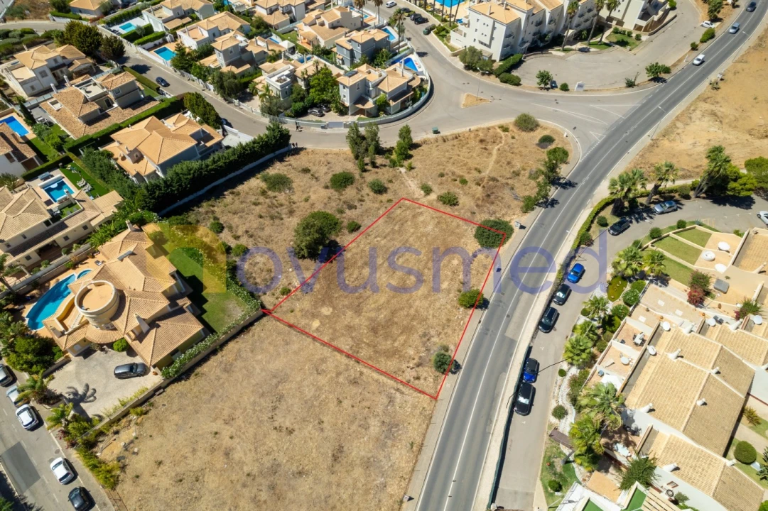 Terreno para Venda em Albufeira e Olhos de Água Foto 37