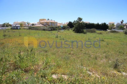 Terreno para Venda em Albufeira e Olhos de Água