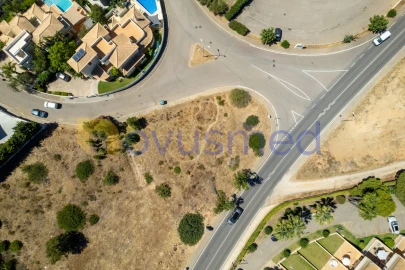 Terreno para Venda em Albufeira e Olhos de Água