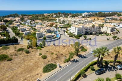 Terreno para Venda em Albufeira e Olhos de Água
