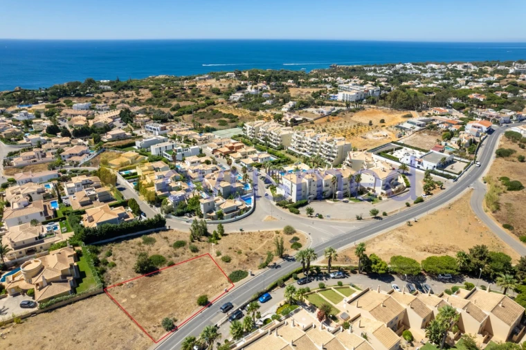 Terreno para Venda em Albufeira e Olhos de Água Foto 2