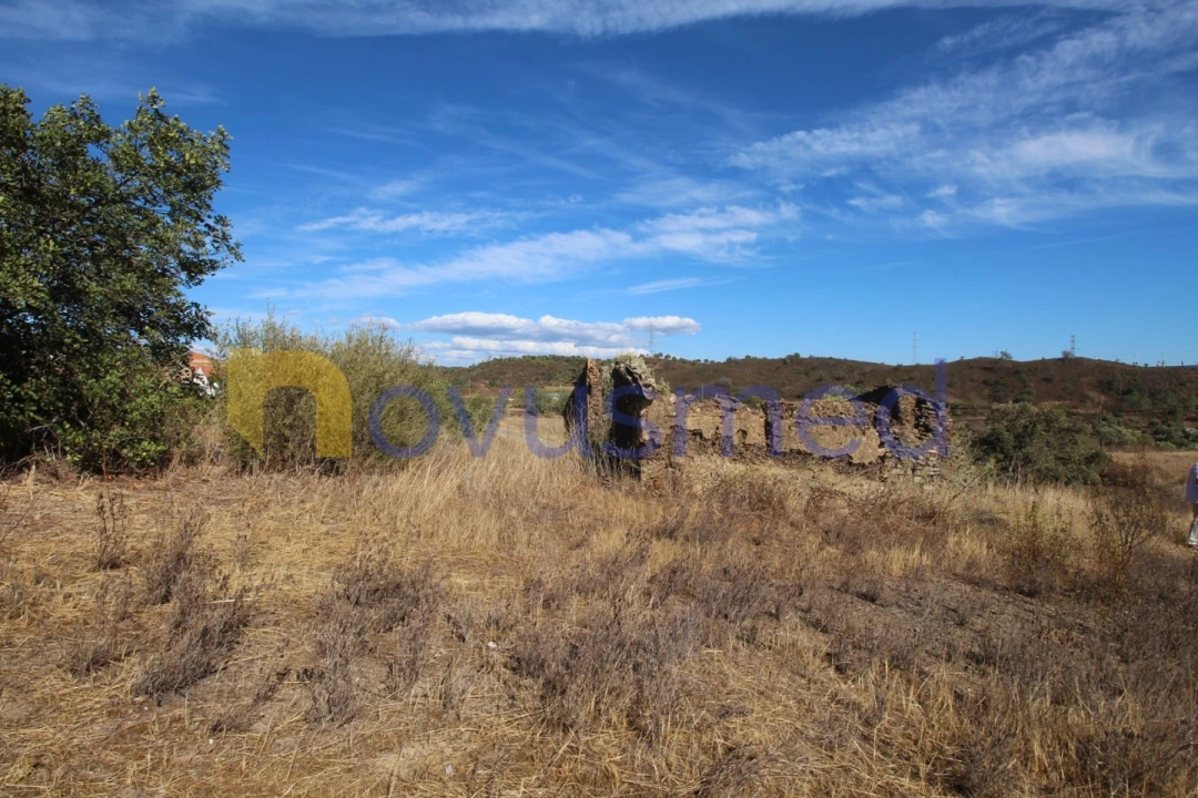Moradia T4 para Venda em São Bartolomeu de Messines Foto 15