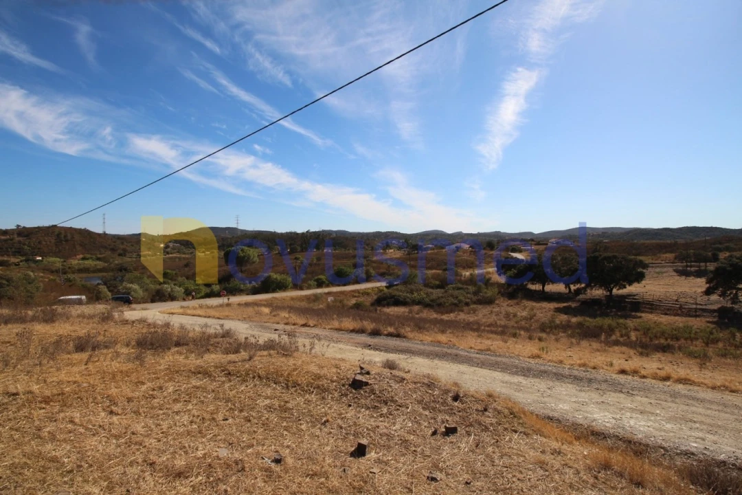 Moradia T4 para Venda em São Bartolomeu de Messines Foto 16