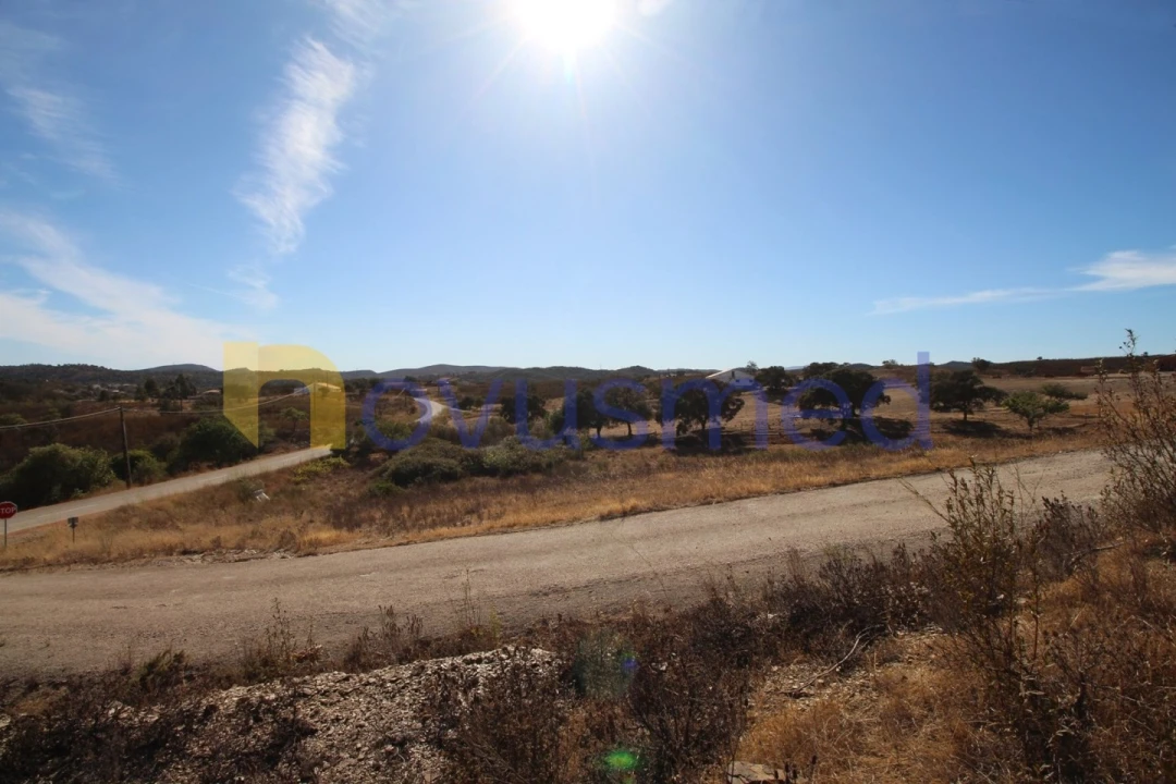 Moradia T4 para Venda em São Bartolomeu de Messines Foto 23