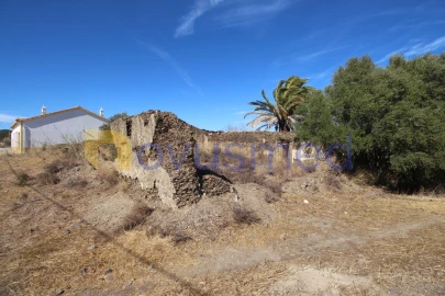 Moradia T4 para Venda em São Bartolomeu de Messines