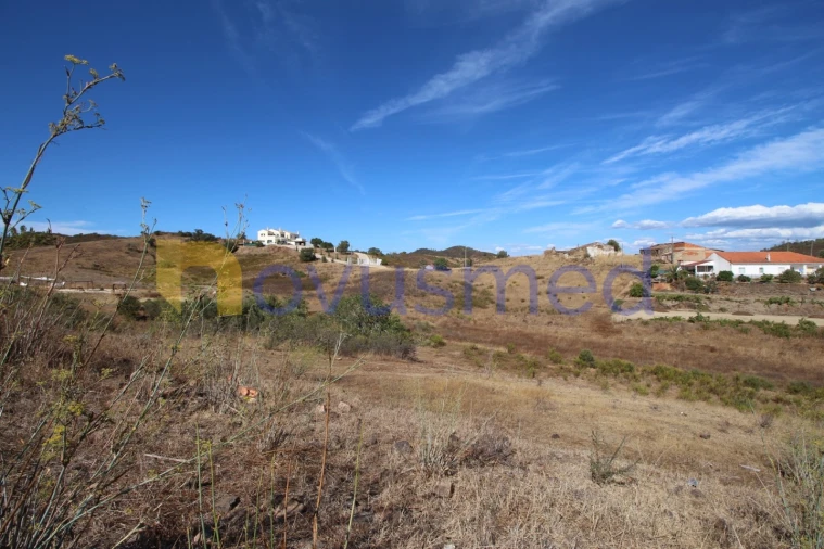 Moradia T4 para Venda em São Bartolomeu de Messines Foto 8