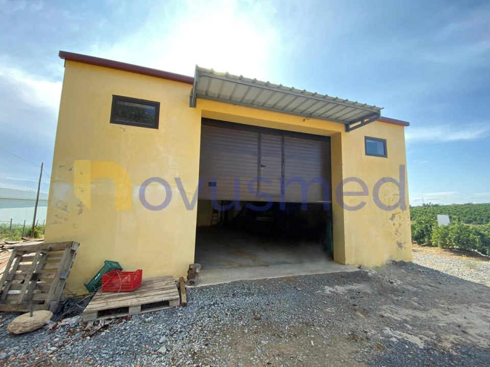 Quinta T8 para Venda em Quelfes Foto 9