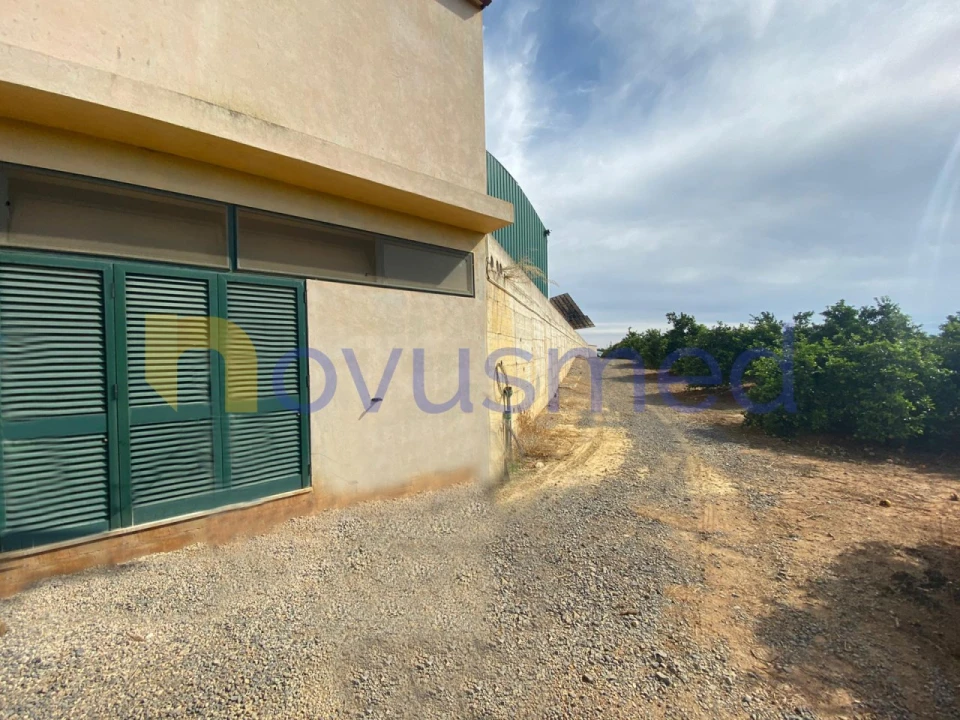 Quinta T8 para Venda em Quelfes Foto 10