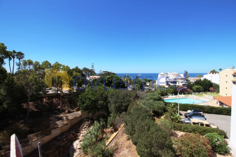 Garagem para Venda em Albufeira e Olhos de Água Foto 11