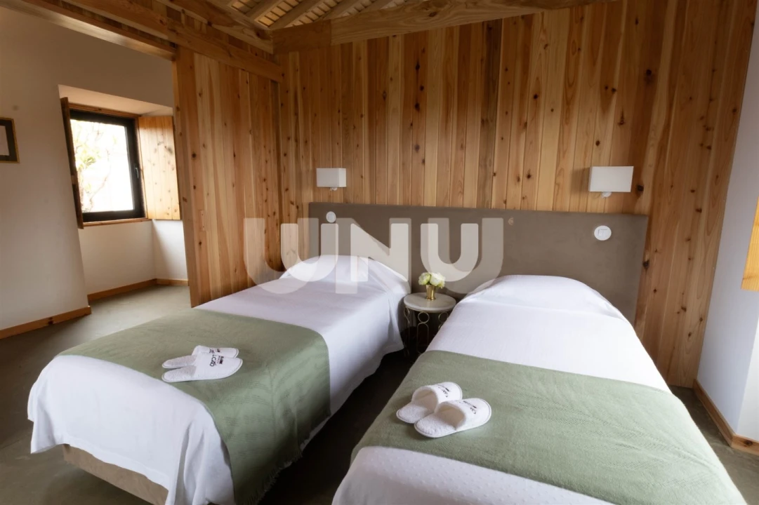 Negócio para Venda em Almagreira Foto 1