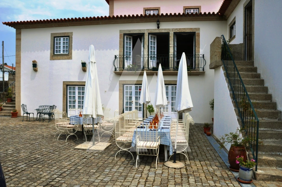 Moradia T11 para Venda em Vila Franca Foto 2