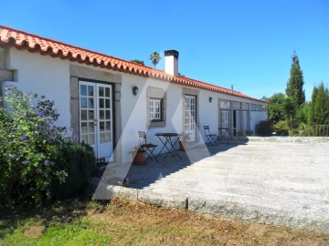 Moradia T11 para Venda em Vila Franca
