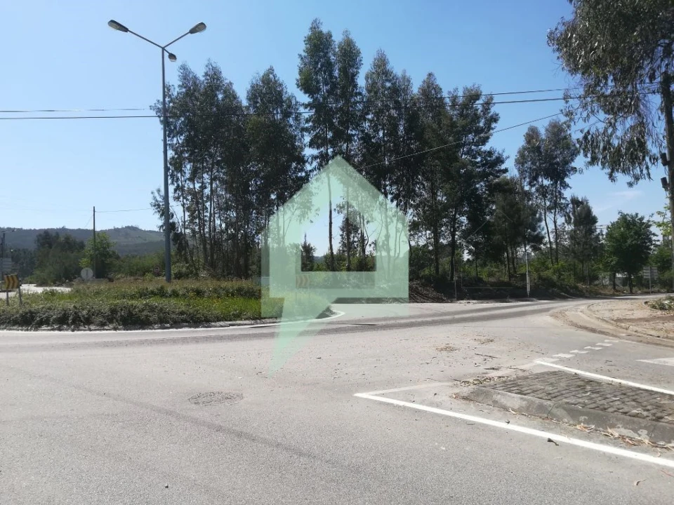 Terreno para Venda em Souto Santa Maria, Souto São Salvador e Gondomar Foto 1