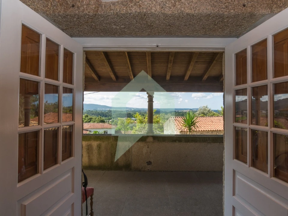 Moradia T3 para Venda em Creixomil e Mariz Foto 3