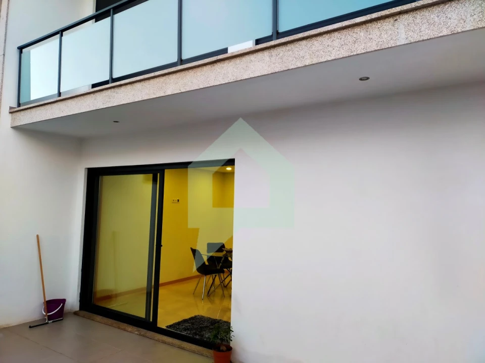 Moradia T3 para Venda em Tamel (São Verissimo) Foto 23