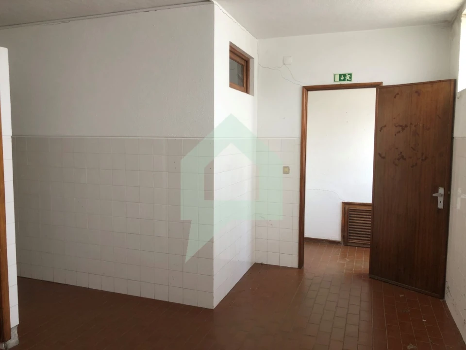 Armazém para Arrendamento em Barcelos, V.Boa, V.Frescainha Foto 8