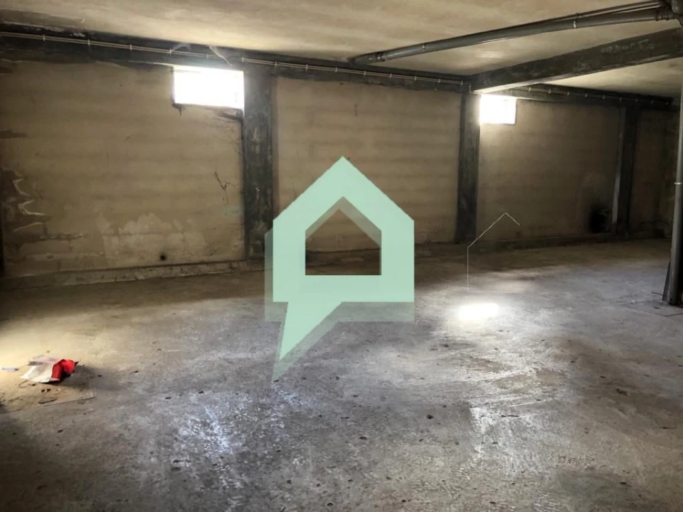 Garagem para Venda em Perelhal Foto 2