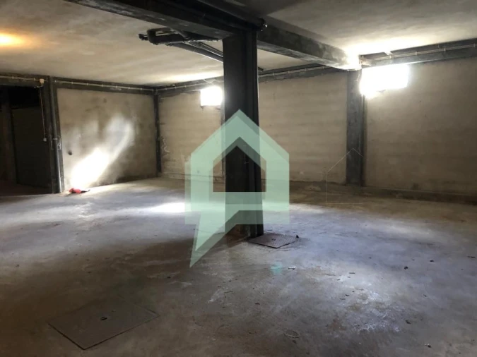 Garagem para Venda em Perelhal Foto 4