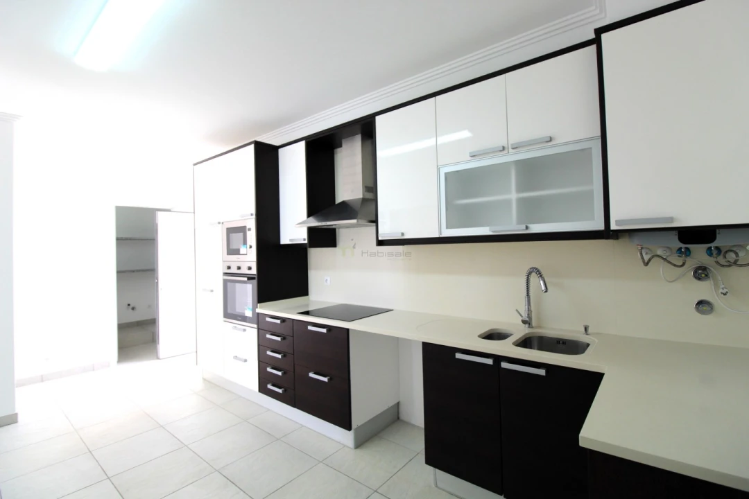 Moradia T4 para Venda em Ericeira Foto 13