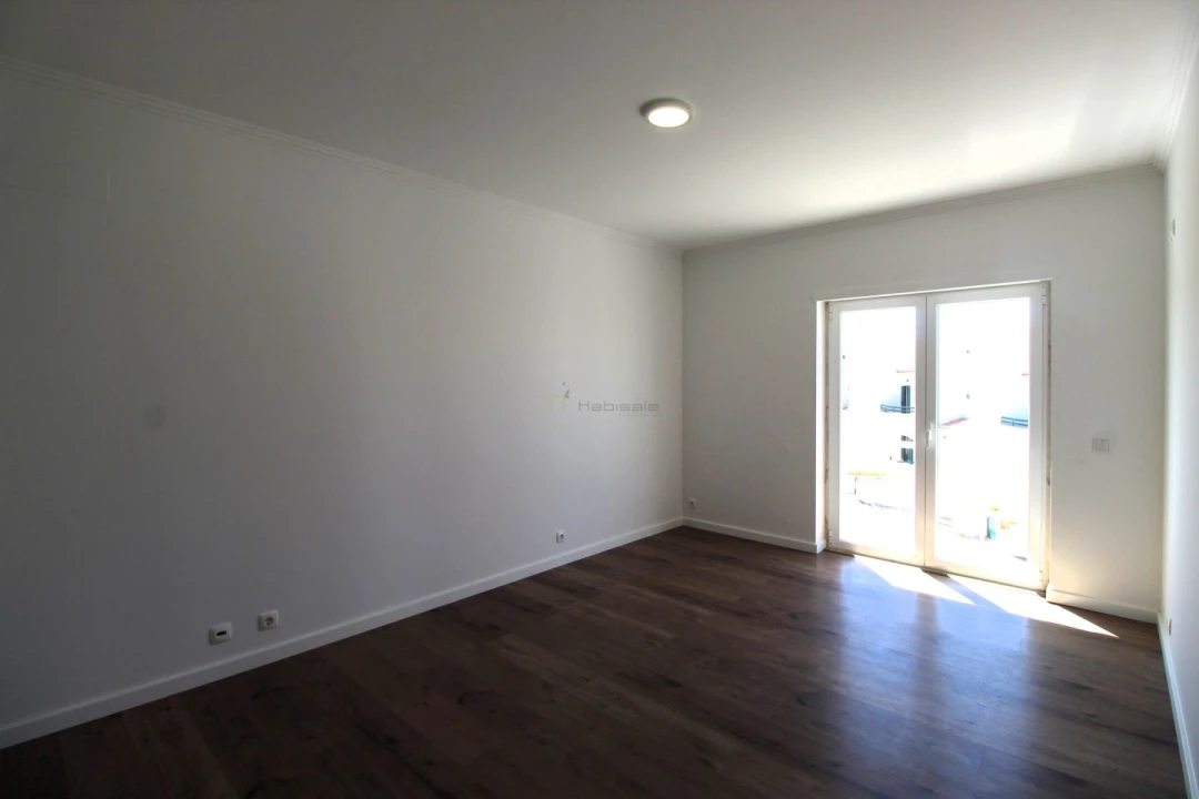 Moradia T4 para Venda em Ericeira Foto 43
