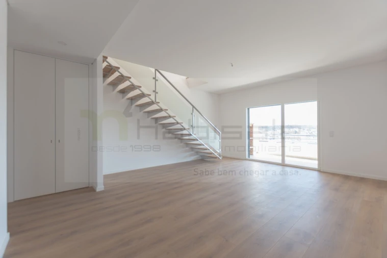 Apartamento T3 para Venda em Odivelas Foto 5