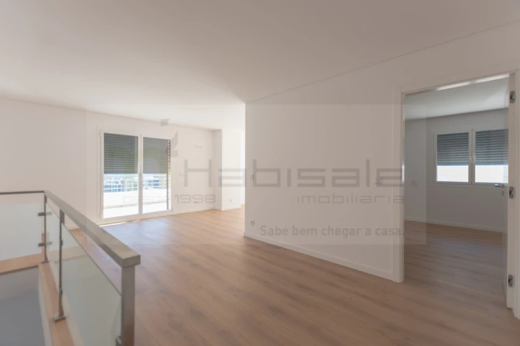 Apartamento T3 para Venda em Odivelas Foto 9