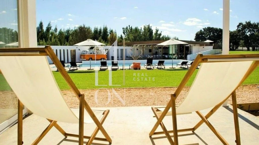 Negócio para Venda em São Teotónio Foto 2