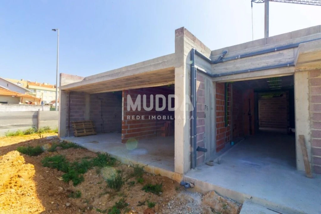 Moradia T4 para Venda em São Felix da Marinha Foto 33