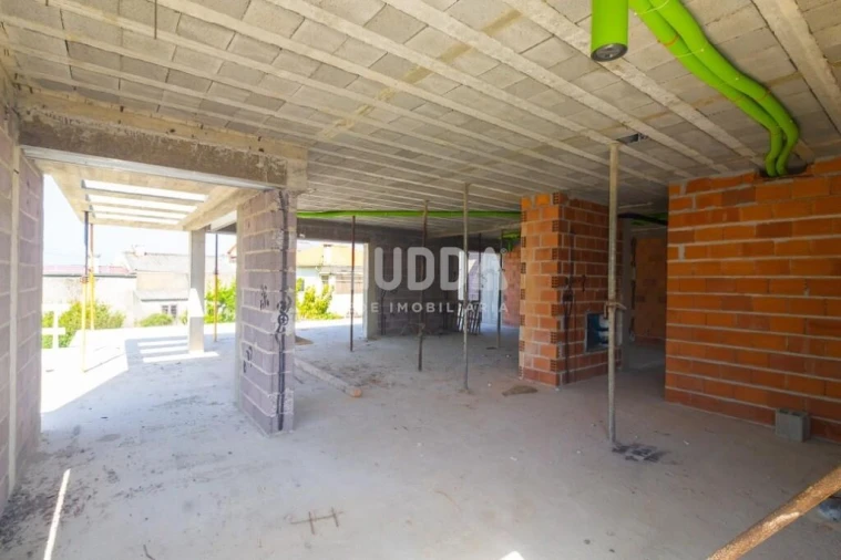 Moradia T4 para Venda em São Felix da Marinha Foto 29