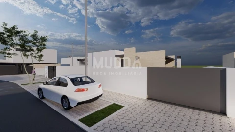 Moradia T4 para Venda em São Felix da Marinha